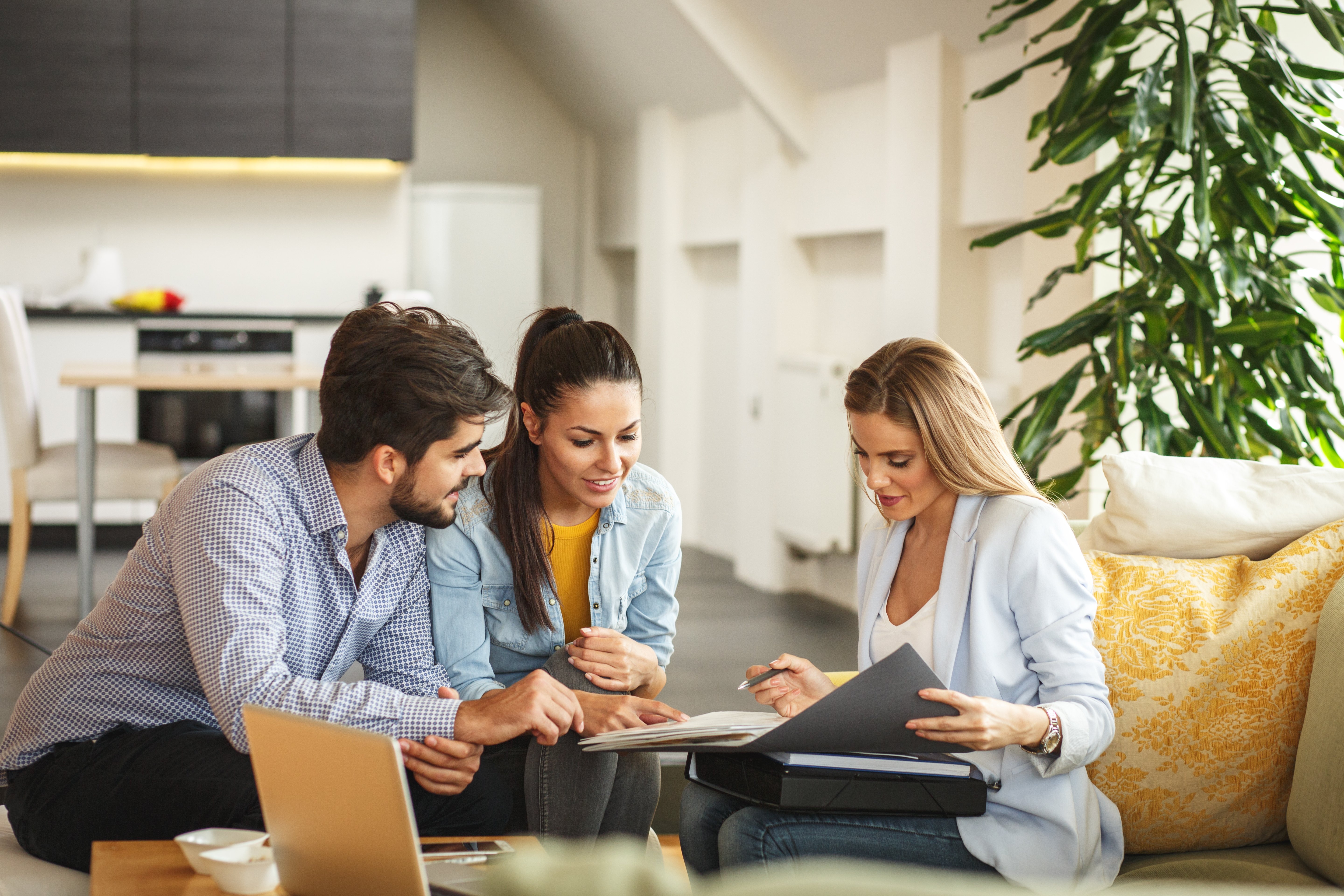 iStock-932275488